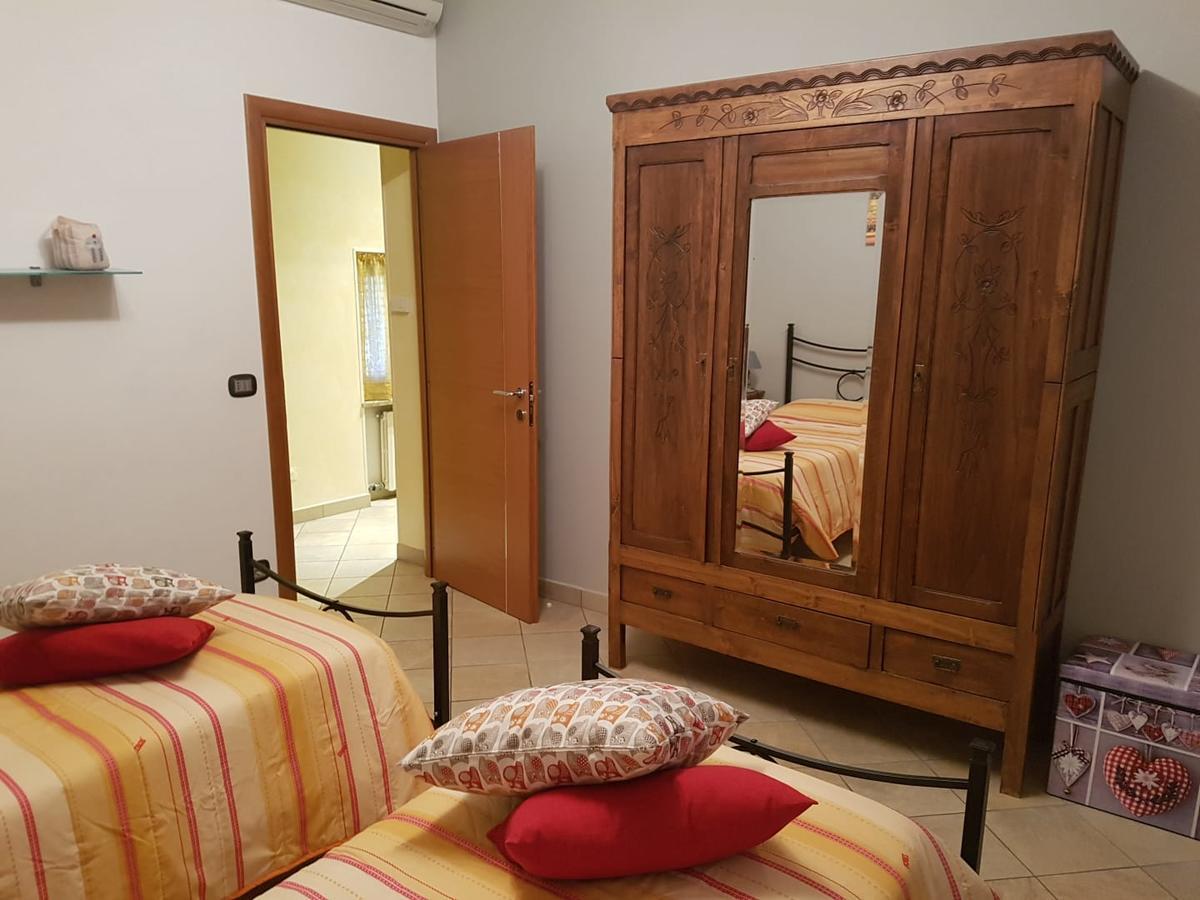 Casa Sammo Villa Piobesi d'Alba Екстериор снимка