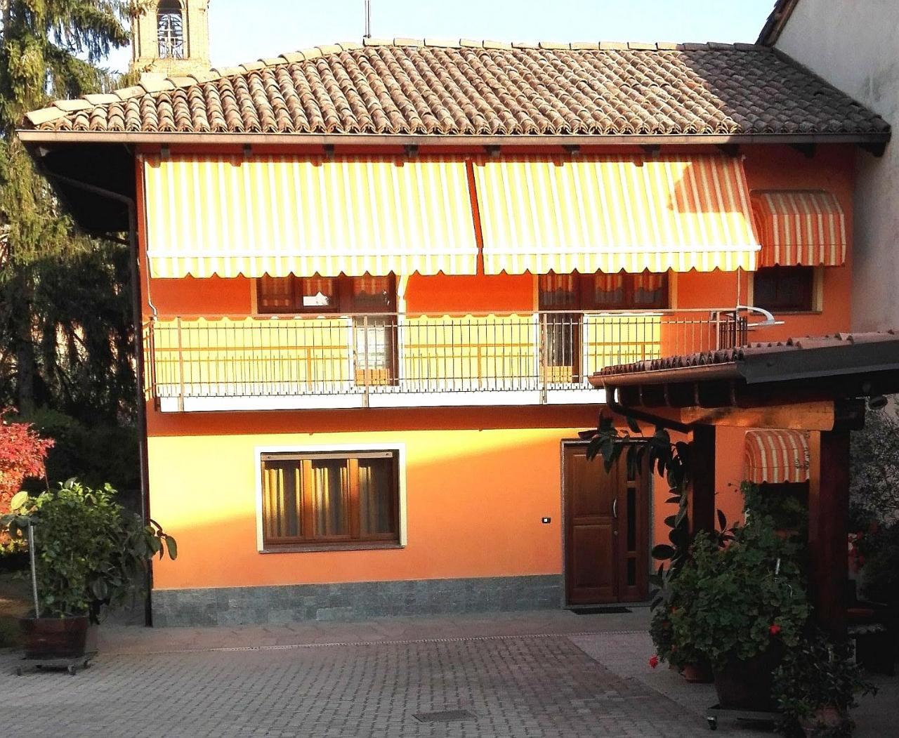 Casa Sammo Villa Piobesi d'Alba Екстериор снимка
