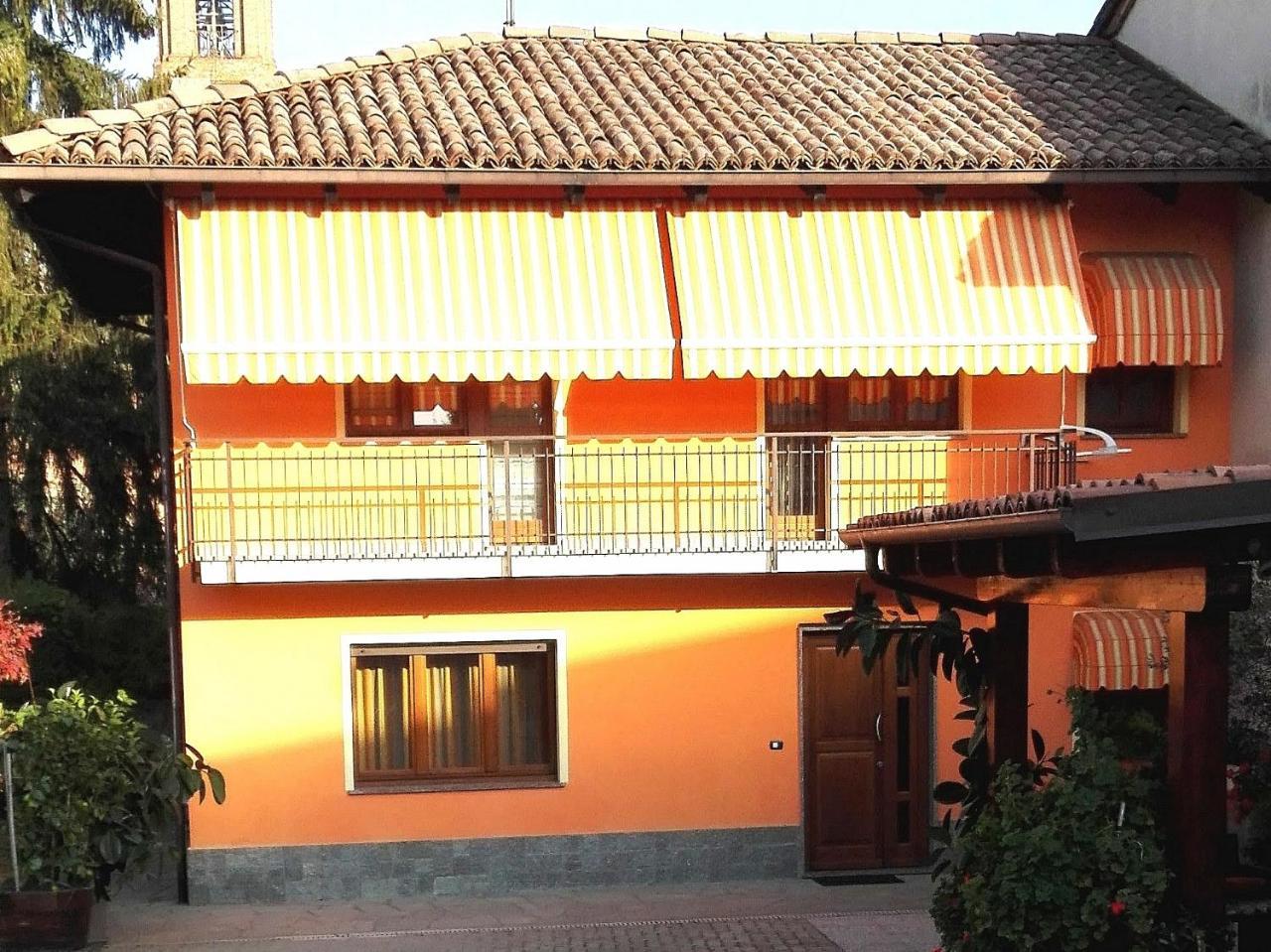 Casa Sammo Villa Piobesi d'Alba Екстериор снимка